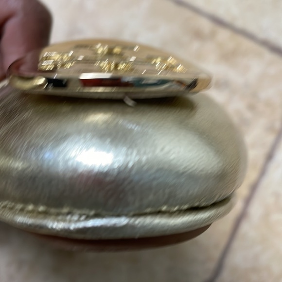 Almost New Tory Burch Reva flats - Picture 5 of 10